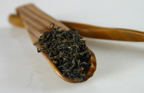 红茶绿茶到底喝啥茶最养胃 红茶绿茶功效大揭秘