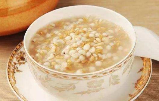 夏季多雨闷热又潮湿 祛湿解暑的食物来调理