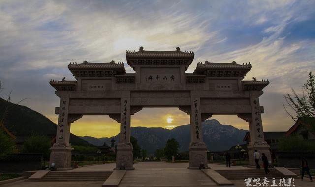 少林寺是寺庙还是旅游景点,少林寺旅游攻略及景点