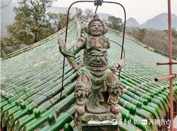 灵岩寺千佛殿屋顶保护修缮工程竣工，罗汉像修复入选全国“十佳”