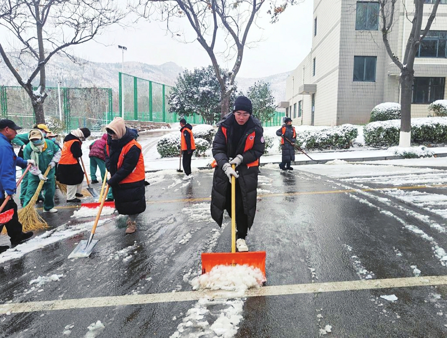 他们的坚守，让寒潮中的济南如此温暖